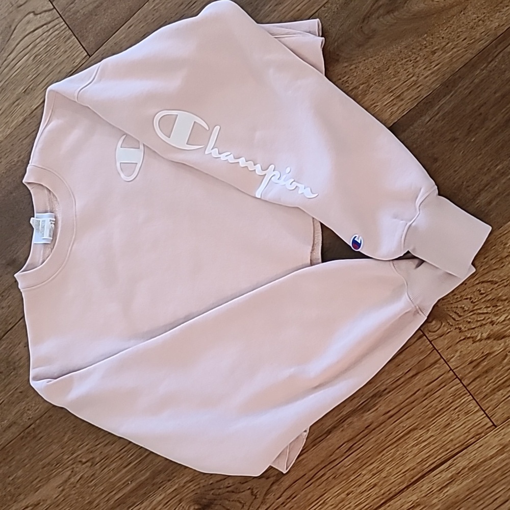 Champion cropped pink sweatshirt